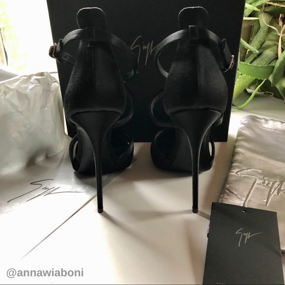 GIUSEPPE ZANOTTI Black 💎 Celebrity Heels - NEW - Picture 5 of 8